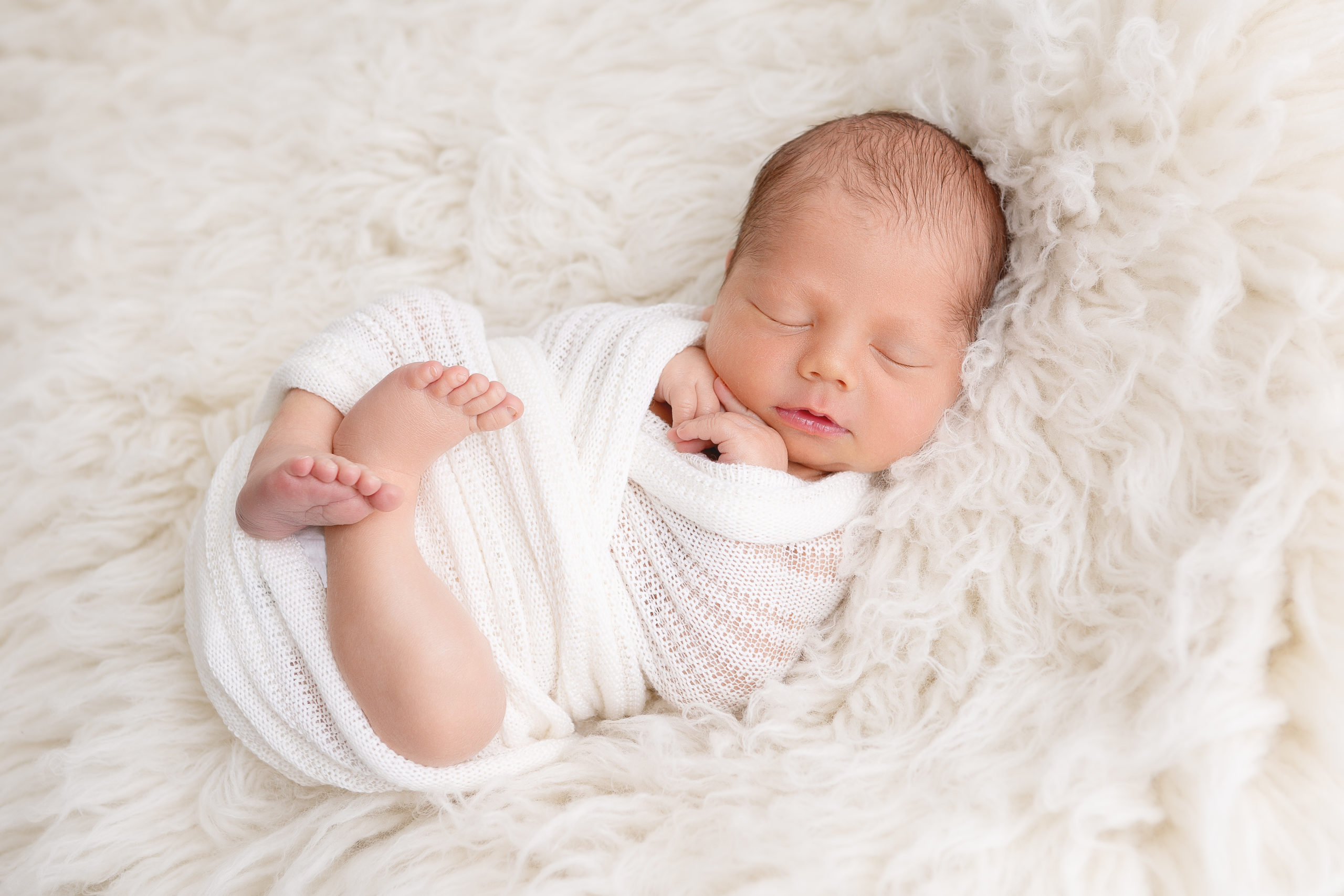 sleeping newborns are much easier to photograph