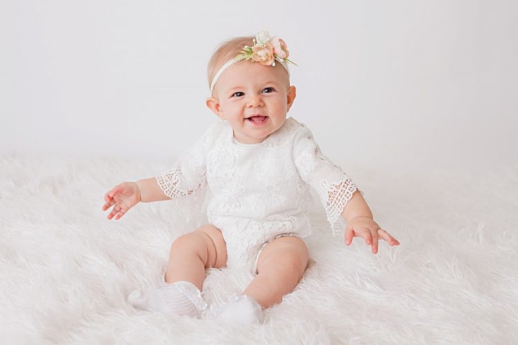az newborn baby photographer, baby milestones, when to photograph baby milestones, babies on classic white background